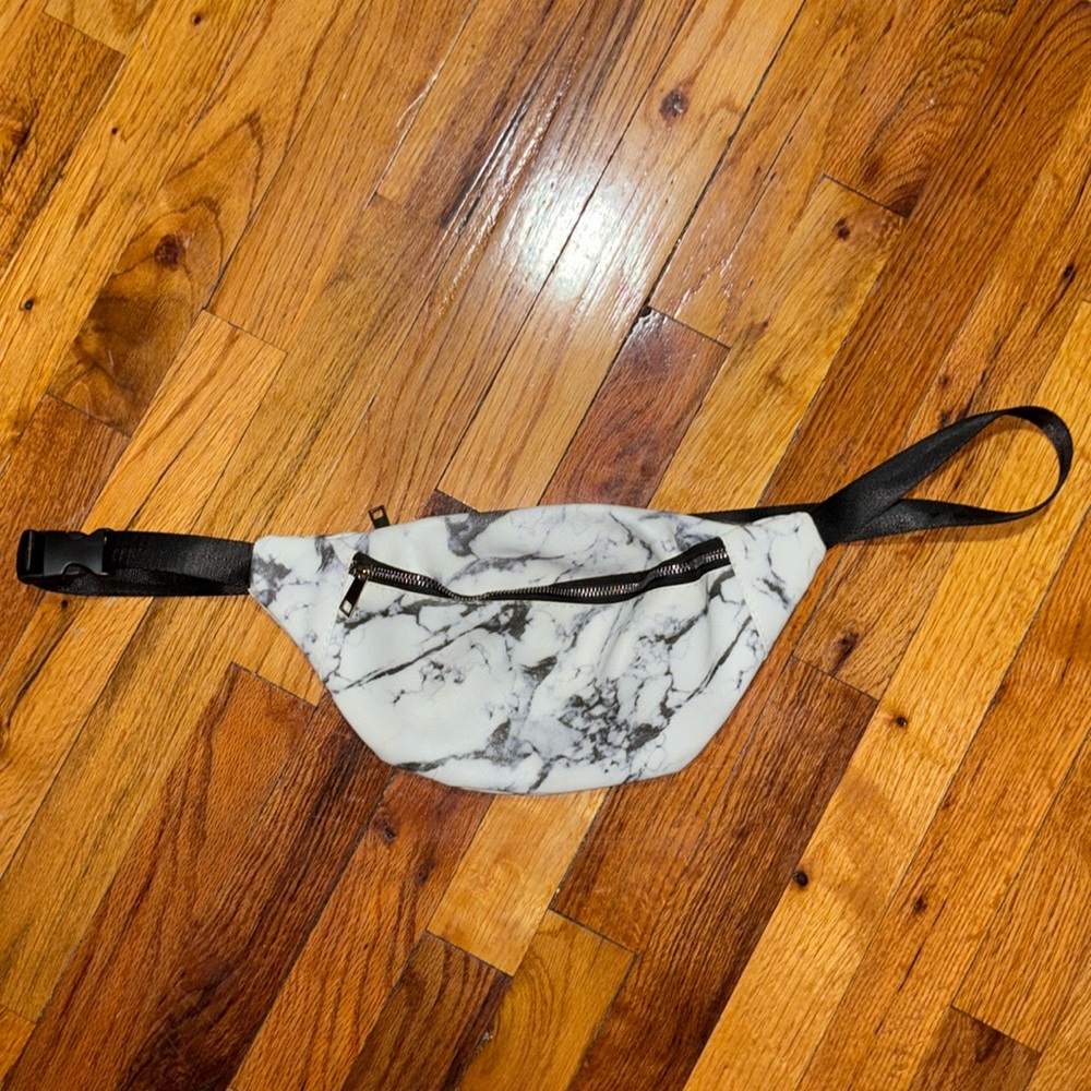 Marble Fannypack